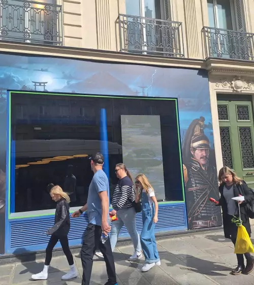 vitrophanie-adhesifs-devanture-magasin-boutique