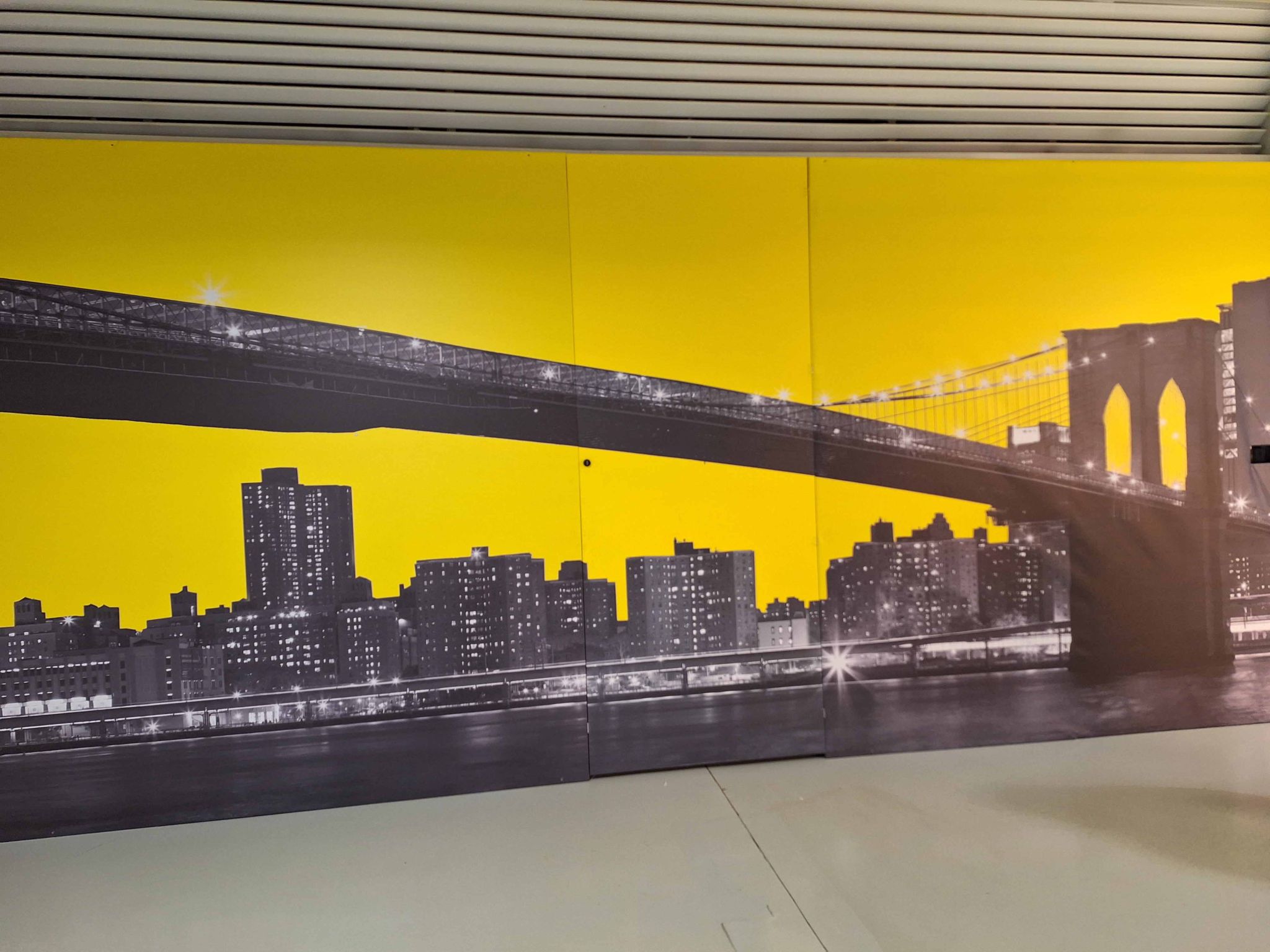 Impression Palissade Quai des Marques image 2